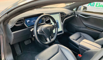Tesla Model S 70D con Autopilot lleno