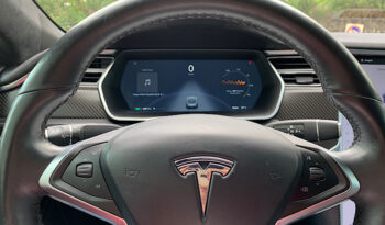 Tesla Model S 90D con Autopilot lleno