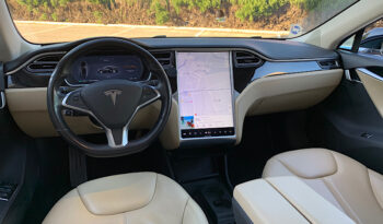 Tesla Model S 85D con Autopilot lleno