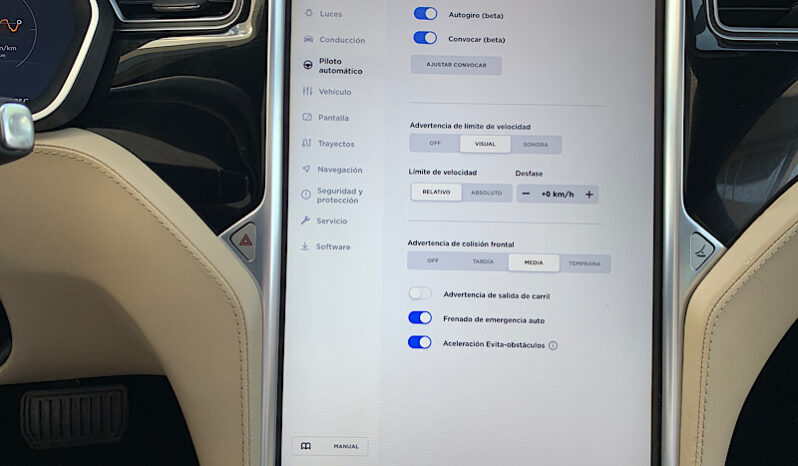 Tesla Model S 75D con Autopilot lleno