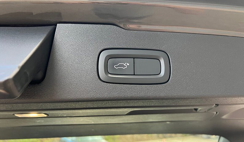 Volvo V60 T8 Inscription Plug-In Hibryd lleno