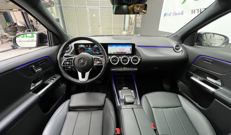 Mercedes EQA 250 lleno