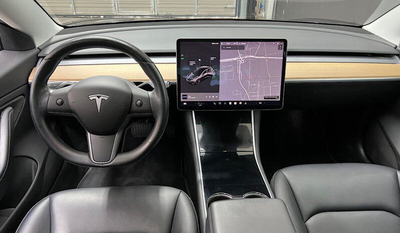 Tesla Model 3 Long Range AWD con FSD lleno
