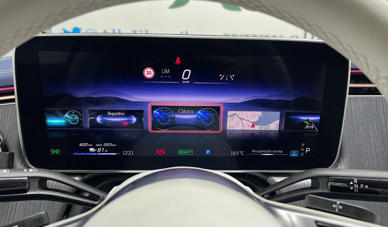 Mercedes Benz EQE 300 lleno