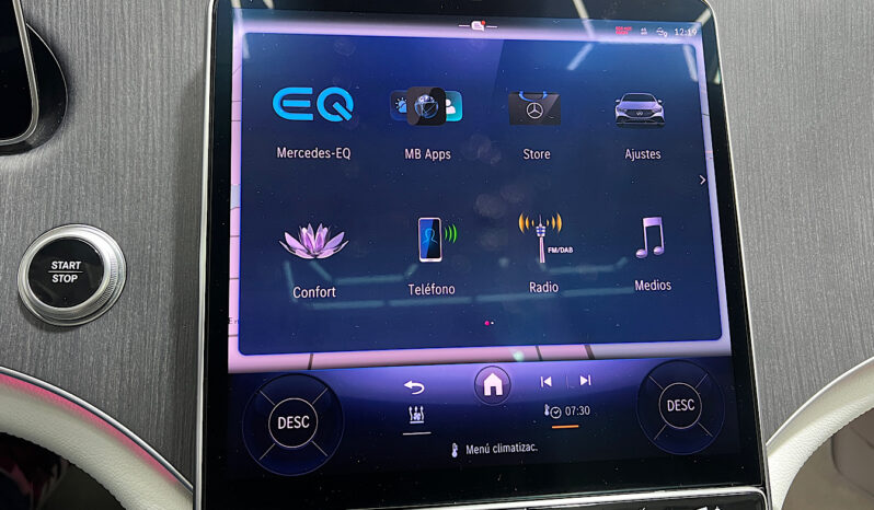 Mercedes Benz EQE 300 lleno