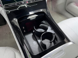 Mercedes Benz EQE 300 lleno