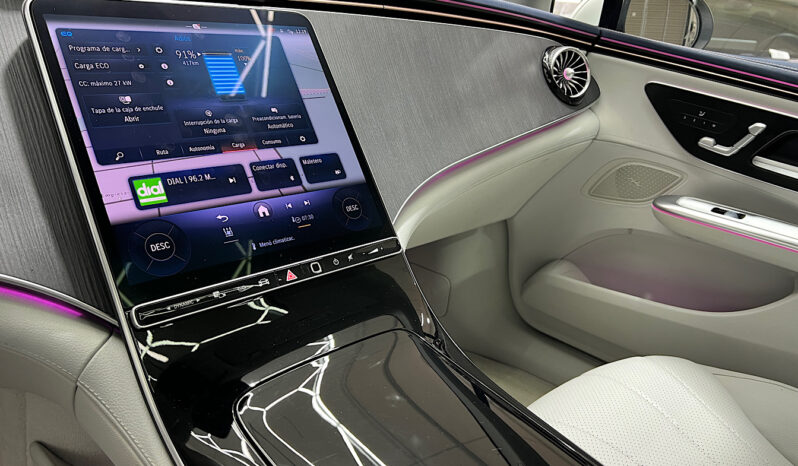 Mercedes Benz EQE 300 lleno