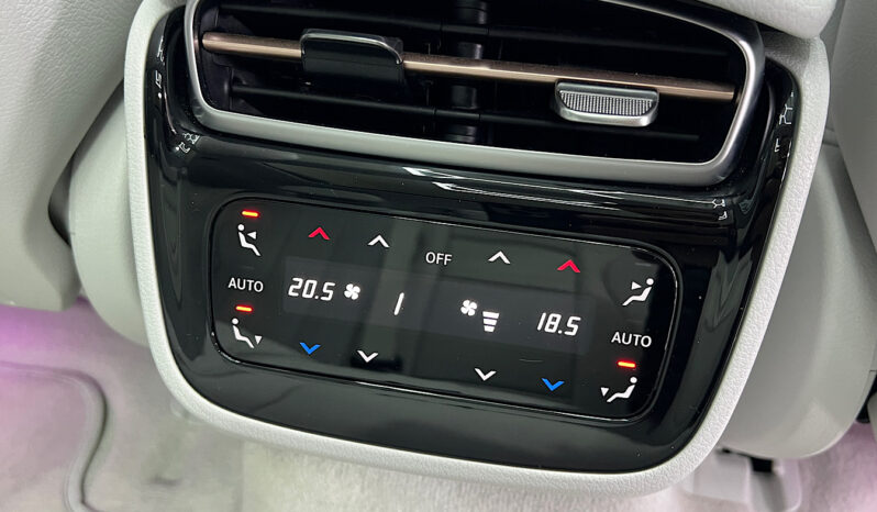 Mercedes Benz EQE 300 lleno