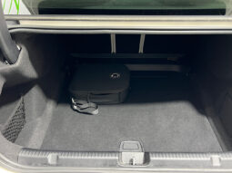 Mercedes Benz EQE 300 lleno