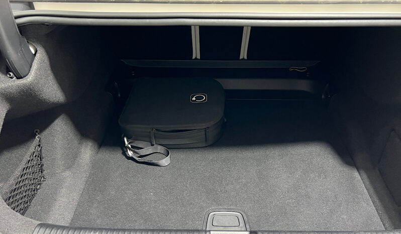 Mercedes Benz EQE 300 lleno