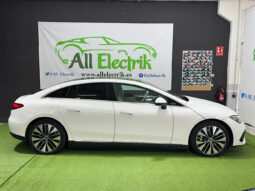 Mercedes Benz EQE 300 lleno