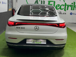 Mercedes Benz EQE 300 lleno