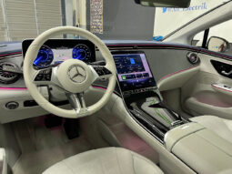 Mercedes Benz EQE 300 lleno