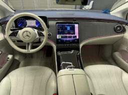 Mercedes Benz EQE 300 lleno