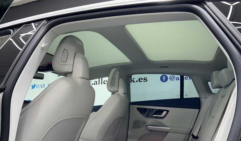 Mercedes Benz EQE 300 lleno