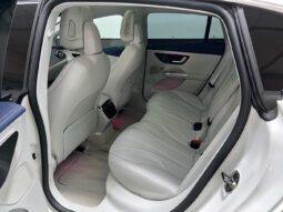 Mercedes Benz EQE 300 lleno