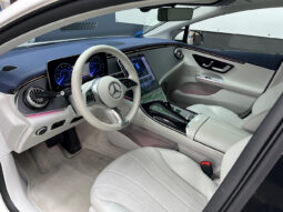 Mercedes Benz EQE 300 lleno