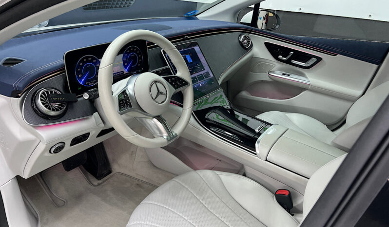 Mercedes Benz EQE 300 lleno