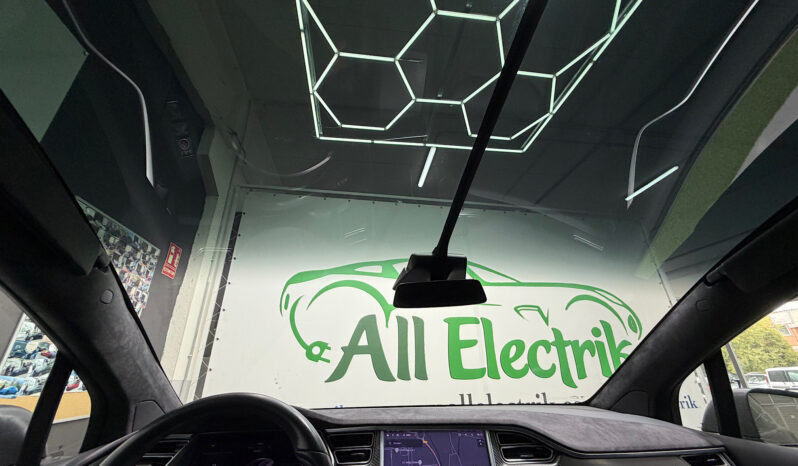 Tesla Model X 100D con FSD lleno