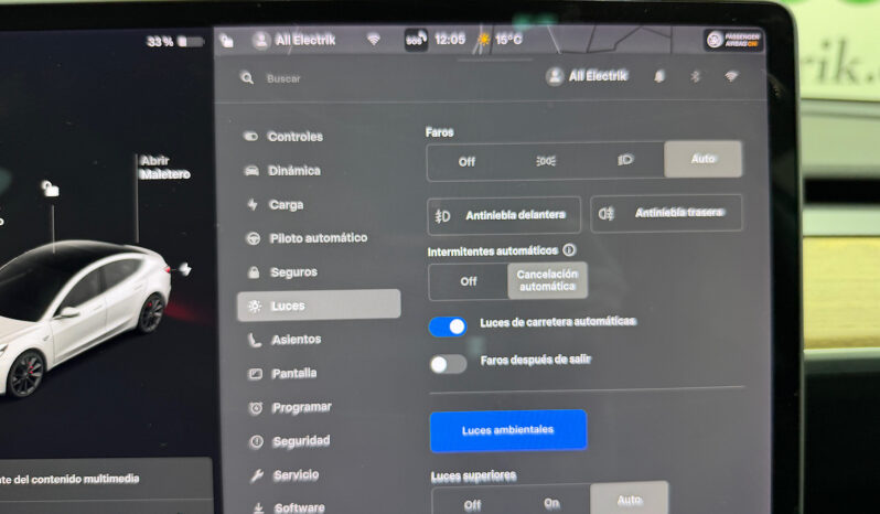 Tesla Model 3 Performance con FSD lleno