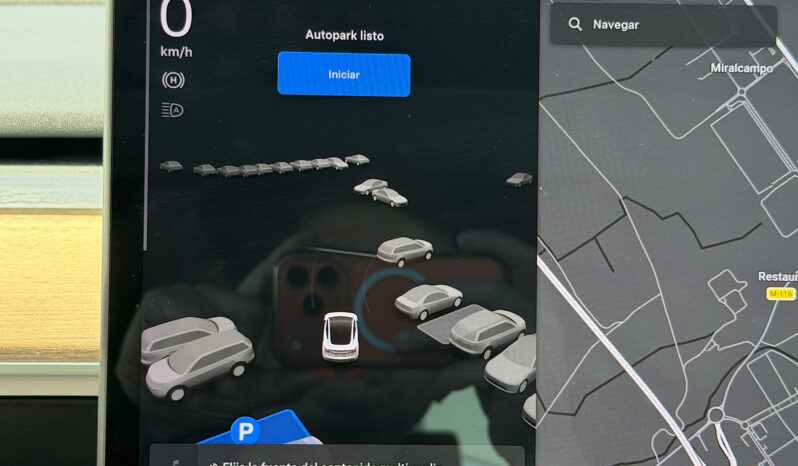 Tesla Model 3 Performance con FSD lleno