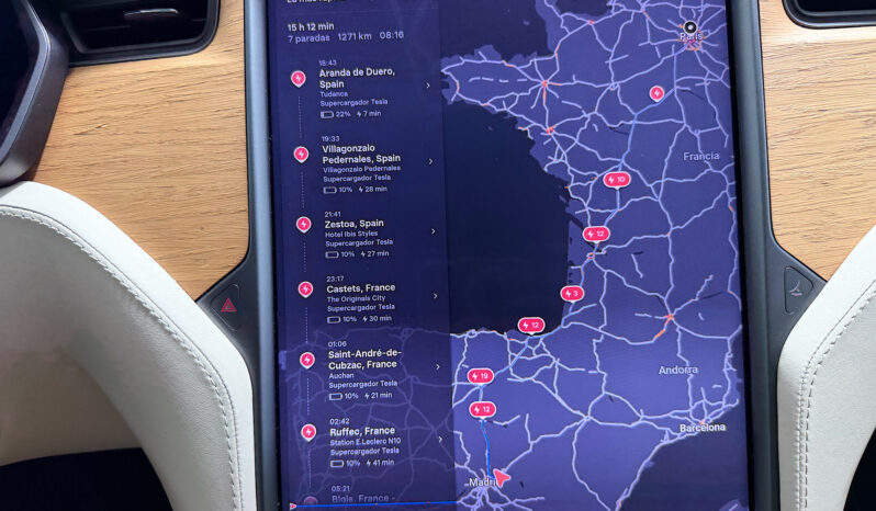 Tesla Model X Raven Gran Autonomia lleno