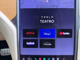 Tesla Model X Raven Gran Autonomia lleno
