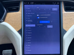 Tesla Model X Raven Gran Autonomia lleno