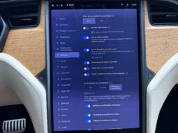 Tesla Model X Raven Gran Autonomia lleno
