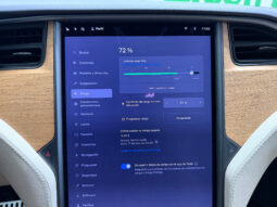 Tesla Model X Raven Gran Autonomia lleno