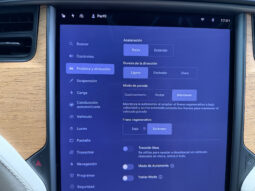 Tesla Model X Raven Gran Autonomia lleno