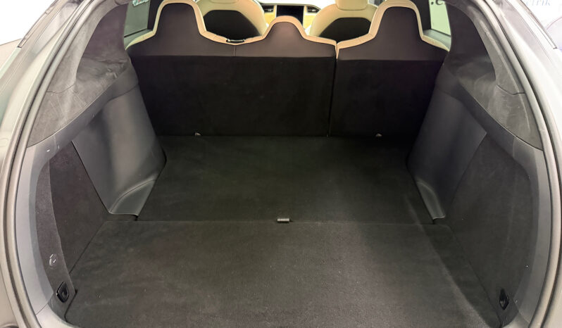 Tesla Model X Raven Gran Autonomia lleno