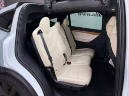 Tesla Model X Raven Gran Autonomia lleno