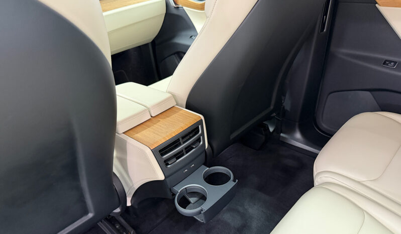 Tesla Model X Raven Gran Autonomia lleno