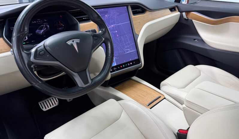 Tesla Model X Raven Gran Autonomia lleno