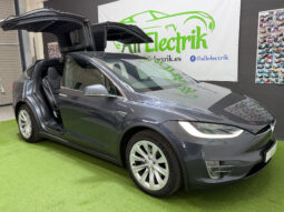 Tesla Model X 90D Carga Gratis lleno