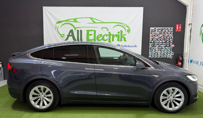 Tesla Model X 90D Carga Gratis lleno
