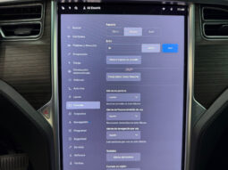 Tesla Model X 90D Carga Gratis lleno