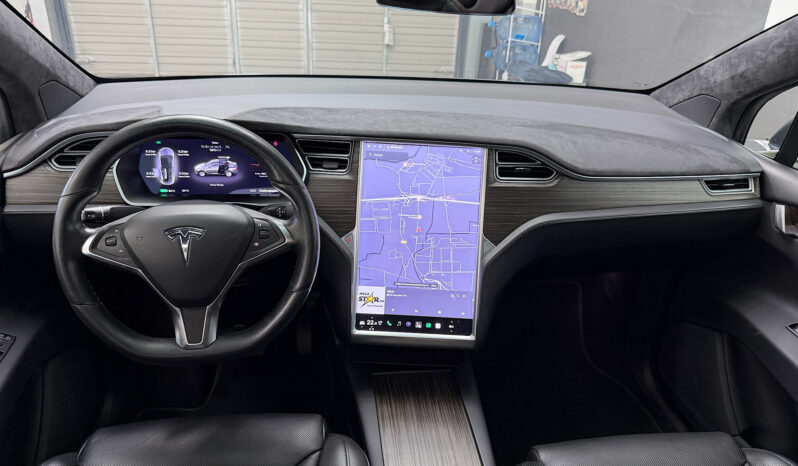 Tesla Model X 90D Carga Gratis lleno