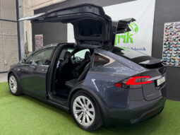 Tesla Model X 90D Carga Gratis lleno