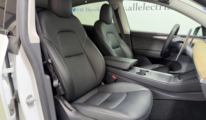 Tesla Model Y Gran Autonomia 4WD lleno
