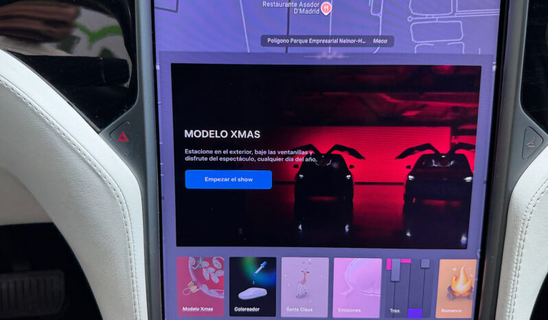 Tesla X Gran Autonomia Raven lleno
