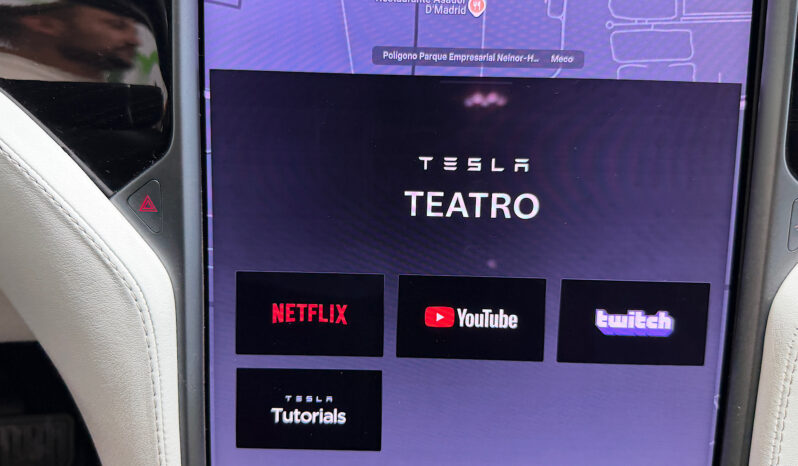 Tesla X Gran Autonomia Raven lleno