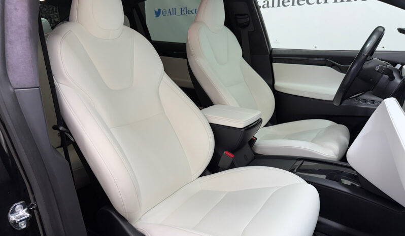 Tesla X Gran Autonomia Raven lleno