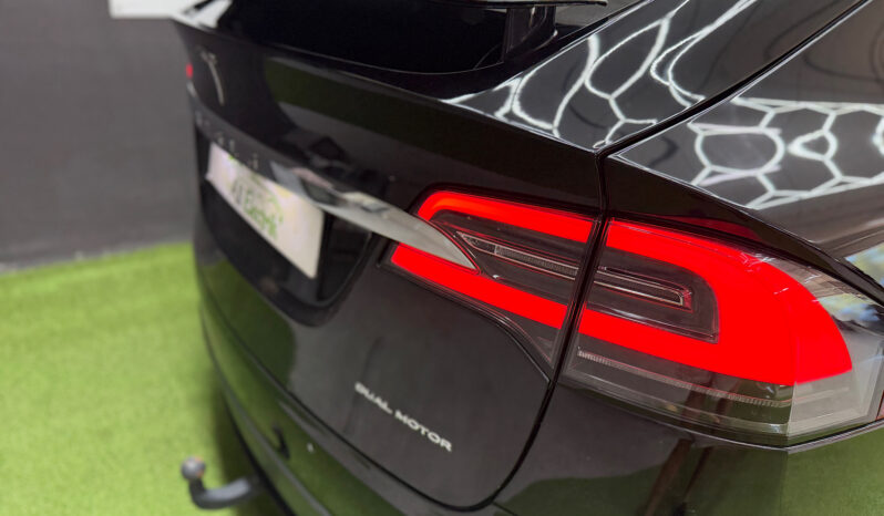 Tesla X Gran Autonomia Raven lleno