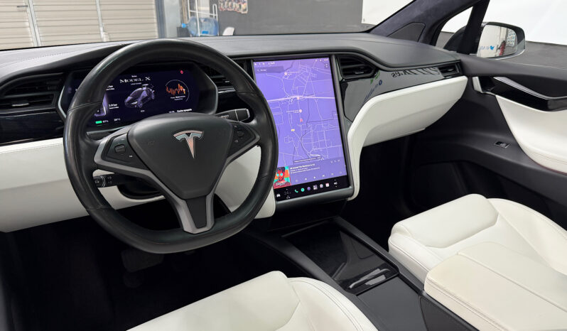 Tesla X Gran Autonomia Raven lleno