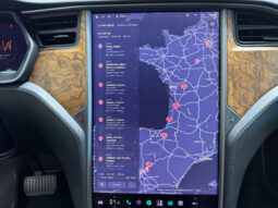 Tesla X Gran Autonomia Raven lleno