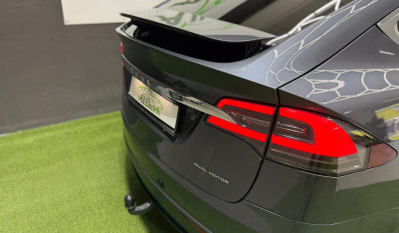 Tesla X Gran Autonomia Raven lleno